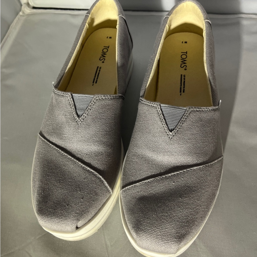TOMS Women's Gray Canvas Platforms